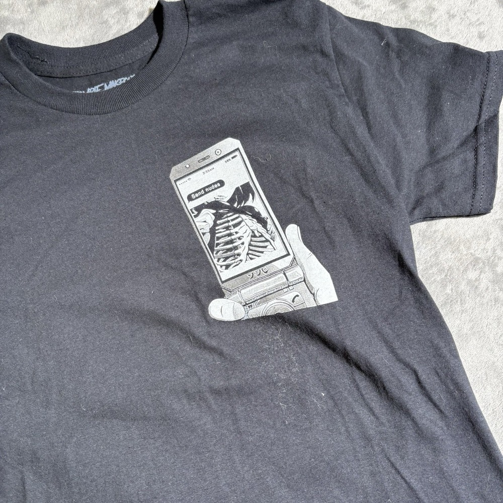 Zombie Makeout Club "Send Nudes" Black T-Shirt (Small/S) / Spencers Nerdhaven - Picture 3 of 6